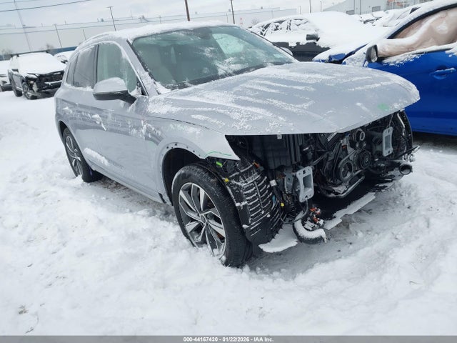 2024 AUDI Q5 WA1FAAFY2R2111526 Photo 0