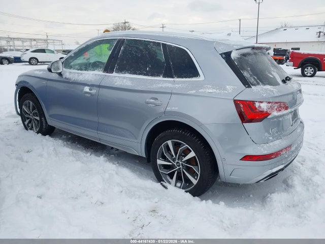 2024 AUDI Q5 WA1FAAFY2R2111526 Photo 2
