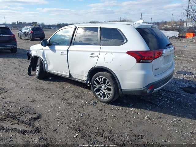Mitsubishi Outlander Es 2018 JA4AD2A37JZ009007 Image 3