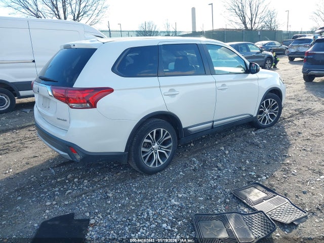 Mitsubishi Outlander Es 2018 JA4AD2A37JZ009007 Image 4