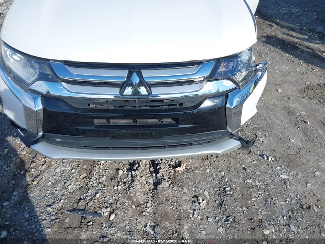 Mitsubishi Outlander Es 2018 JA4AD2A37JZ009007 Image 6