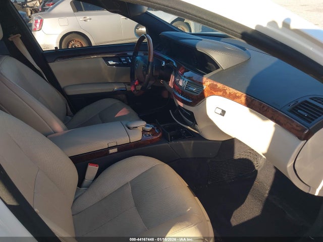 2009 MERCEDES-BENZ S 550 WDDNG71X39A247399 Photo 4