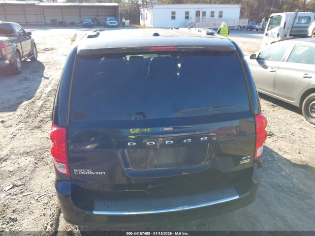 2C4RDGEG7JR241863 Dodge Grand Caravan Gt
