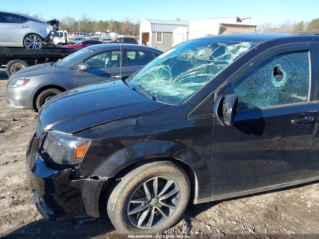 2C4RDGEG7JR241863 Dodge Grand Caravan Gt
