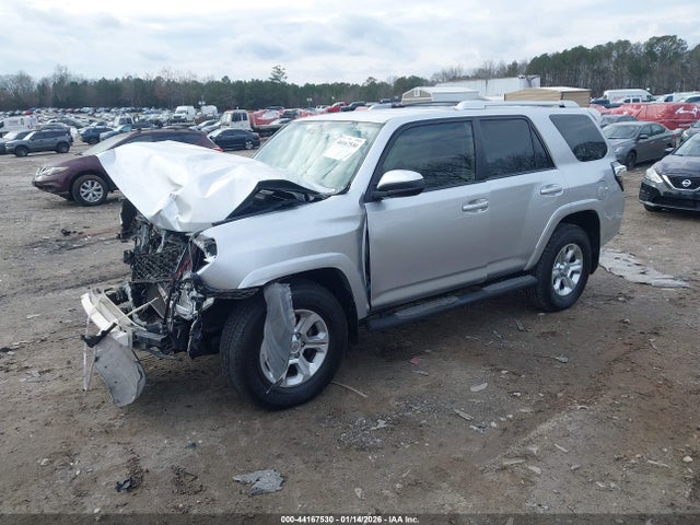 JTEZU5JR9F5084381 Toyota 4RUNNER SR5