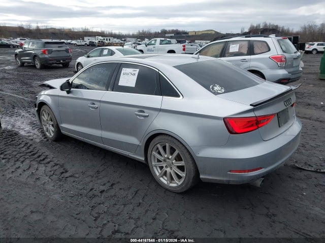 2015 AUDI A3 WAUEFGFF3F1140746 Photo 2