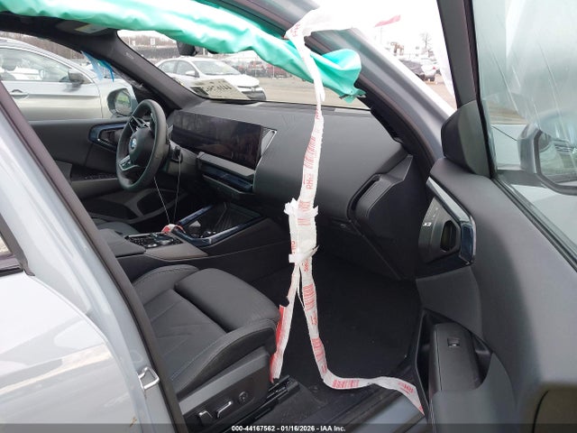 2025 BMW X3 5UX53GP05S9Z17296 Photo 4