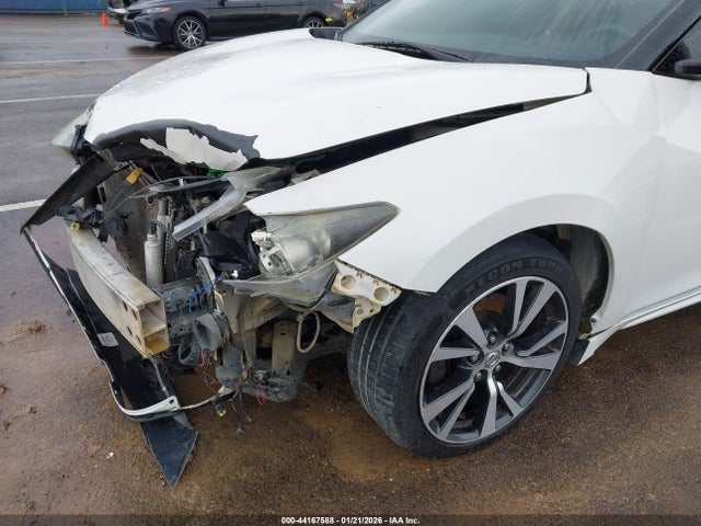 1N4AA6AP9GC903617 Nissan Maxima 3.5 S