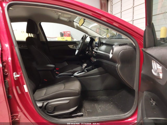 3KPF24AD8PE544325 KIA Forte Lxs