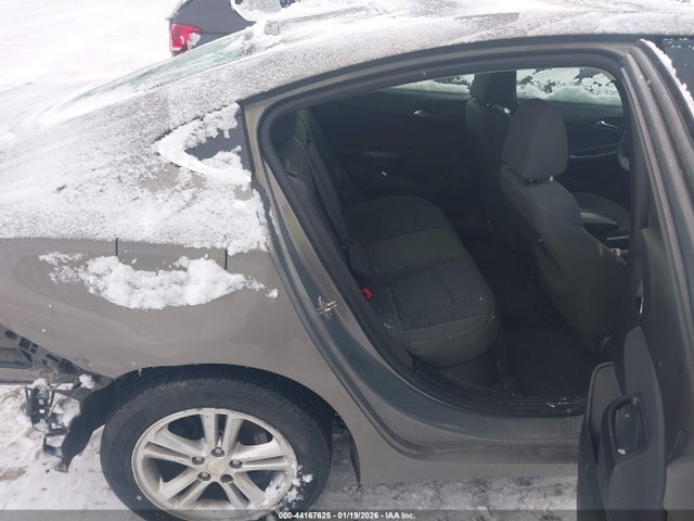 1G1BE5SM1H7223781 Chevrolet Cruze Lt Auto