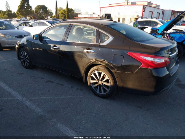 1N4AL3APXHC141635 Nissan Altima 2.5 Sv