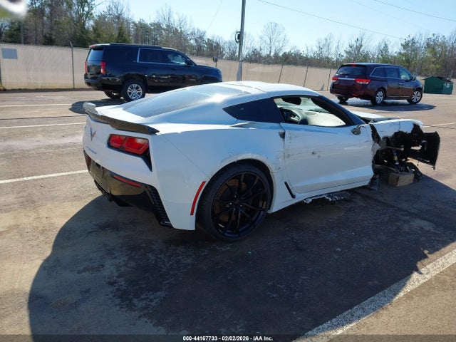 2019 CHEVROLET CORVETTE 1G1YW2D7XK5111335 Photo 3