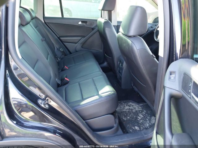 2011 VOLKSWAGEN TIGUAN WVGBV7AX6BW531228 Photo 7