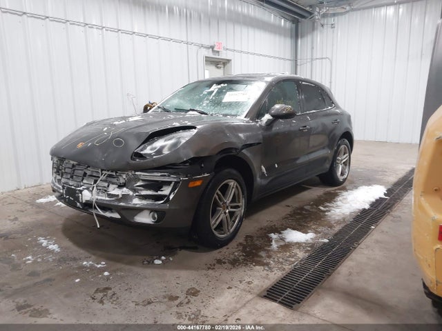 2018 PORSCHE MACAN WP1AA2A52JLB22316 Photo 1