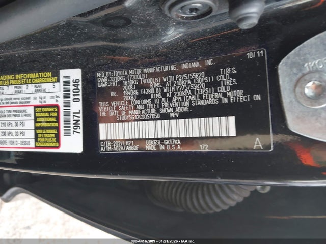 2012 TOYOTA SEQUOIA 5TDDY5G12CS057050 Photo 8
