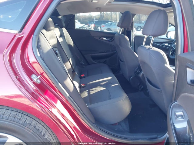 1G1ZE5ST3HF293665 Chevrolet MALIBU 1LT
