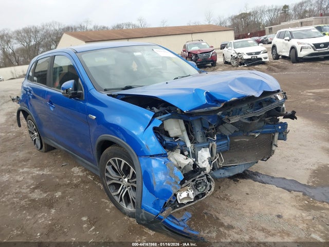 2018 MITSUBISHI OUTLANDER SPORT JA4AP3AW1JU023828 Photo 0