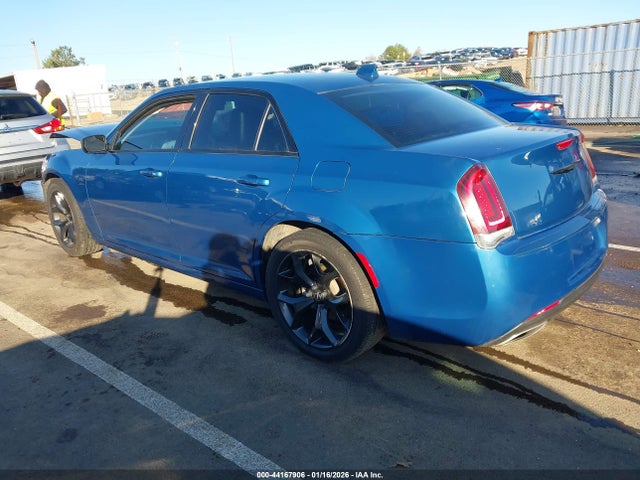 Продажа на аукционе авто 2022 Chrysler 300 Touring, vin: 2C3CCAAG1NH139499, номер лота: 44167906