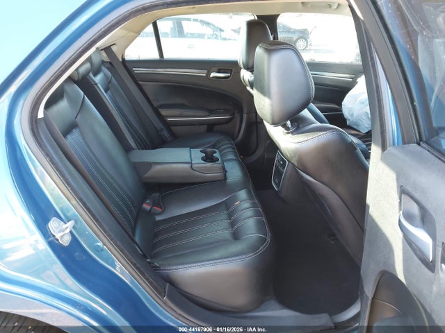 Продажа на аукционе авто 2022 Chrysler 300 Touring, vin: 2C3CCAAG1NH139499, номер лота: 44167906