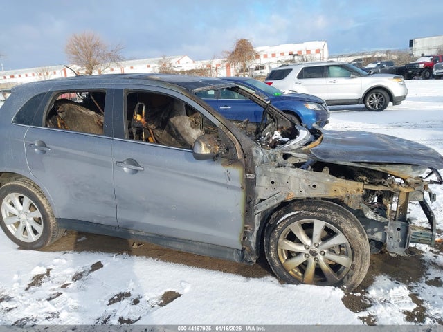 4A4AR4AU6EE014166 Mitsubishi Outlander Sport Se