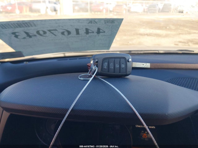 KMHLL4AG6MU144377 Hyundai ELANTRA SE