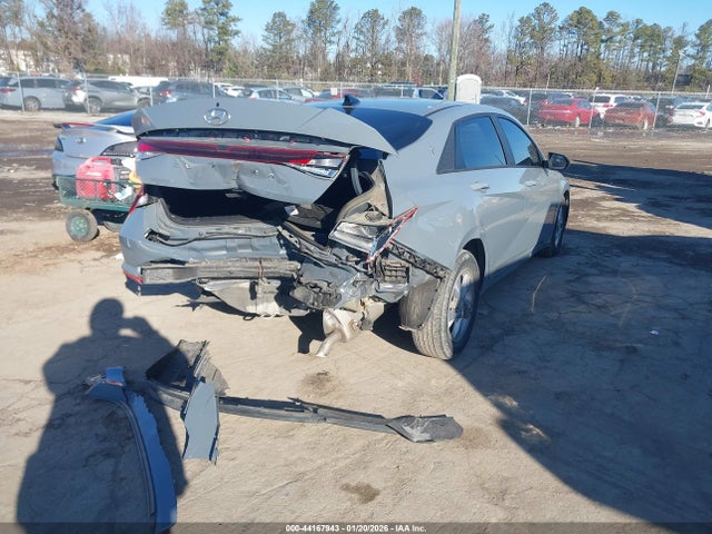 KMHLL4AG6MU144377 Hyundai ELANTRA SE