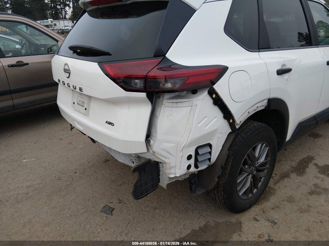 5N1BT3ABXRC702416 Nissan Rogue S Intelligent Awd