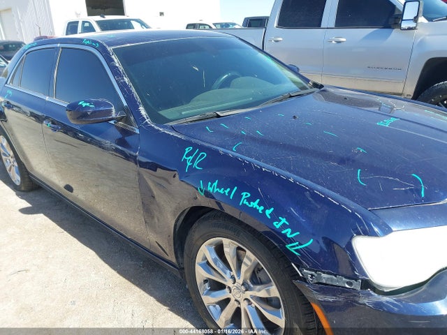 Aukcja sprzedaży 2015 Chrysler 300 Limited, vin: 2C3CCARG9FH736566, numer aukcji: 44168058