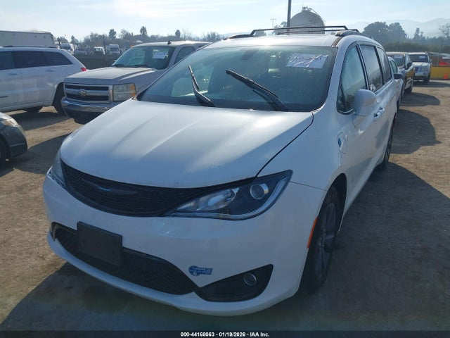 2020 CHRYSLER PACIFICA HYBRID 2C4RC1N75LR257739 Photo 5