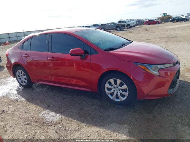 JTDEPMAE3MJ180755 Toyota COROLLA LE
