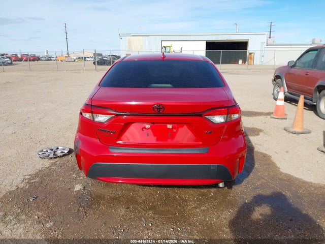 JTDEPMAE3MJ180755 Toyota COROLLA LE