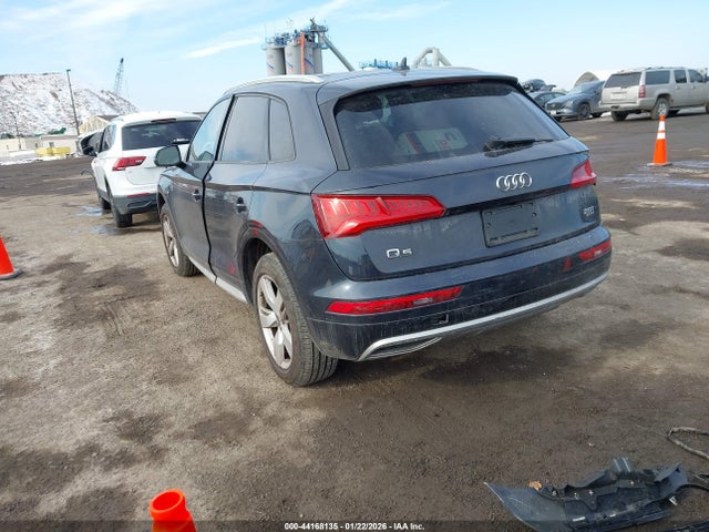 2018 AUDI Q5 WA1ANAFY0J2035677 Photo 2