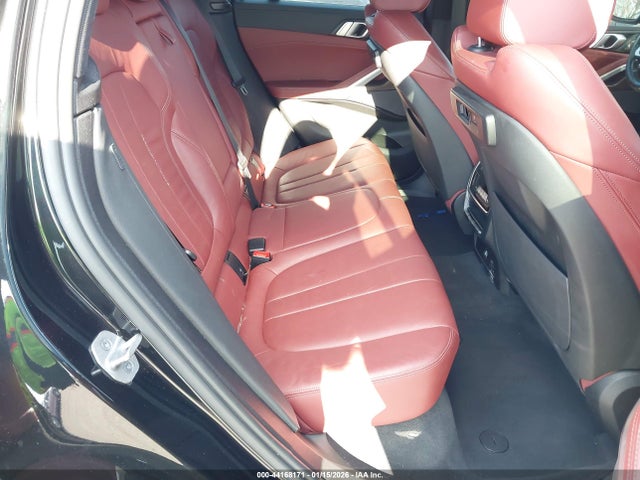 2021 BMW X6 5UXCY6C03M9E62687 Photo 7