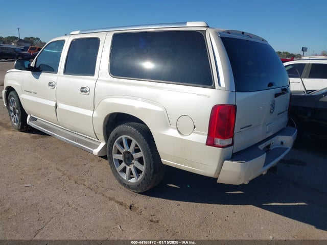 2006 CADILLAC ESCALADE ESV 3GYFK66N66G174356 Photo 2
