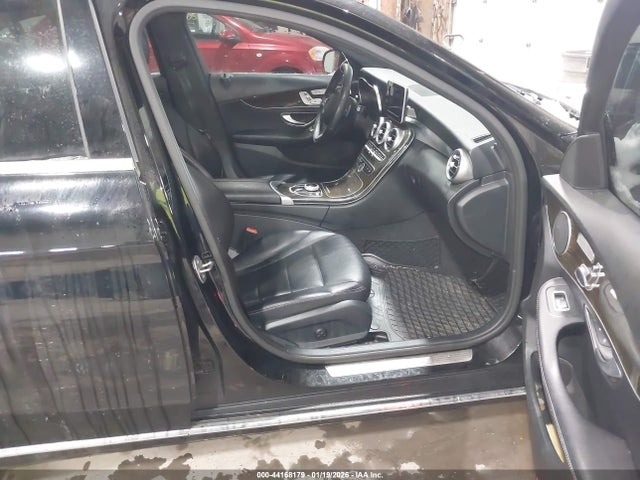 Продажа на аукционе авто 2018 Mercedes-benz C 300 4matic, vin: WDDWF4KB0JR412551, номер лота: 44168179