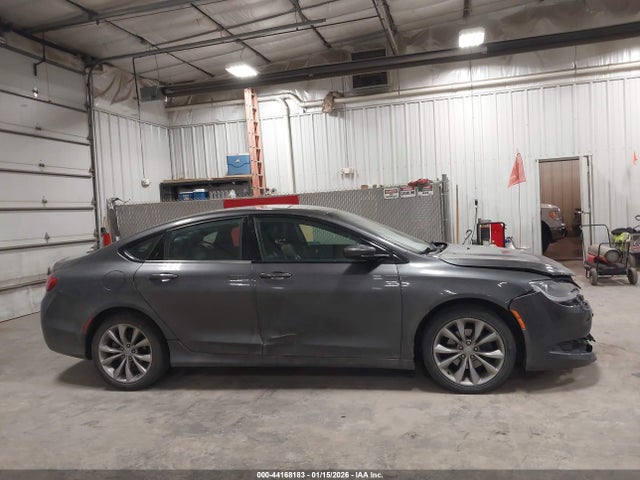 Aukcja sprzedaży 2015 Chrysler 200 S, vin: 1C3CCCBB4FN595696, numer aukcji: 44168183