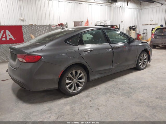 Aukcja sprzedaży 2015 Chrysler 200 S, vin: 1C3CCCBB4FN595696, numer aukcji: 44168183
