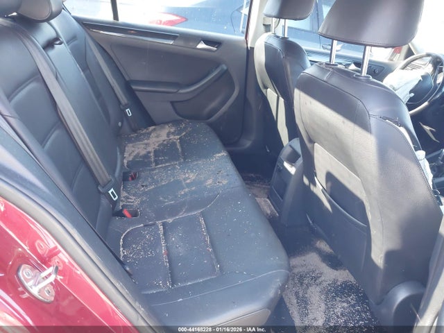 3VWL17AJ0GM222570 Volkswagen Jetta 1.8t Sel