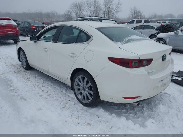 Aukcja sprzedaży 2023 Mazda Mazda3 2.5 S Preferred, vin: 3MZBPACM2PM353742, numer aukcji: 44168231