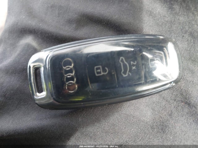WA1AAAGE7MB009386 Audi E-tron Premium Quattro