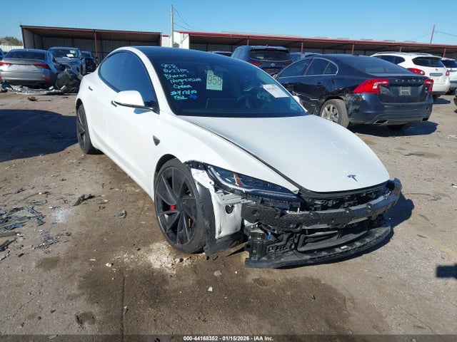2024 TESLA MODEL 3 5YJ3E1ET0RF862785 Photo 0