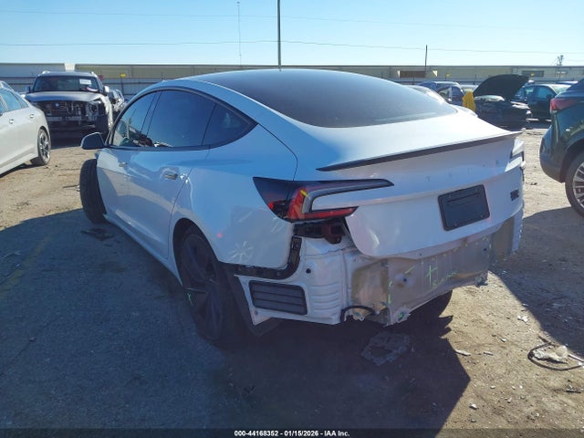 2024 TESLA MODEL 3 5YJ3E1ET0RF862785 Photo 2