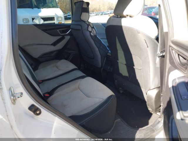 2019 SUBARU FORESTER JF2SKAACXKH555075 Photo 7