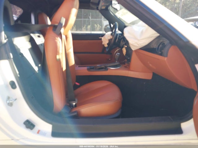 Aukcja sprzedaży 2006 Mazda Mx-5 Grand Touring, vin: JM1NC25FX60120791, numer aukcji: 44168384