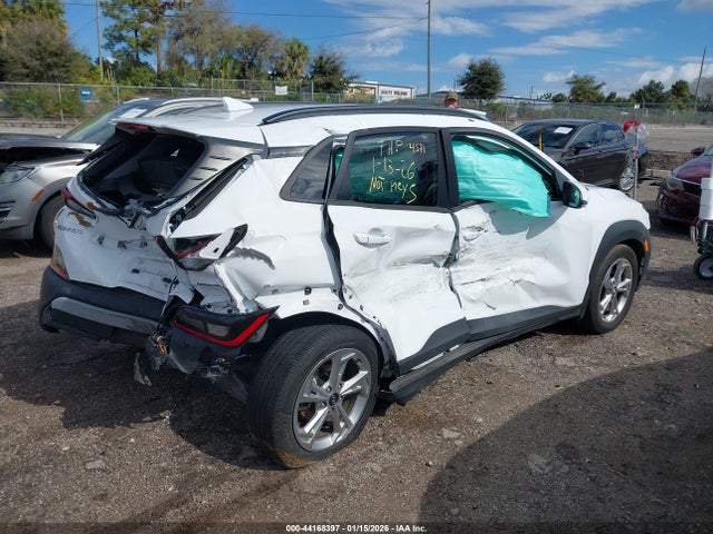 2022 HYUNDAI KONA KM8K32AB0NU864571 Photo 3