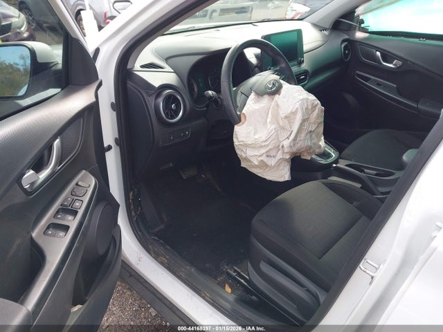 2022 HYUNDAI KONA KM8K32AB0NU864571 Photo 4