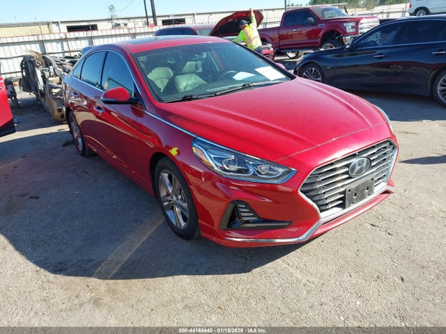 44168440 :رقم المزاد ، 5NPE34AF0JH672524 vin ، 2018 Hyundai Sonata Limited مزاد بيع