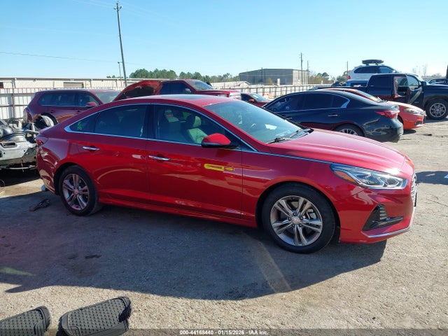44168440 :رقم المزاد ، 5NPE34AF0JH672524 vin ، 2018 Hyundai Sonata Limited مزاد بيع