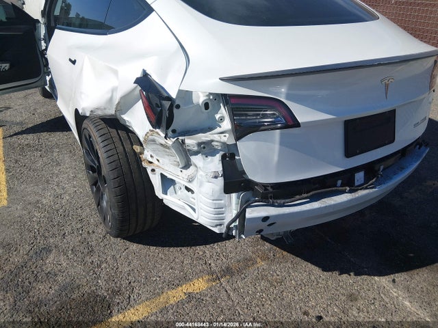 2022 TESLA MODEL 3 5YJ3E1EC2NF261873 Photo 5
