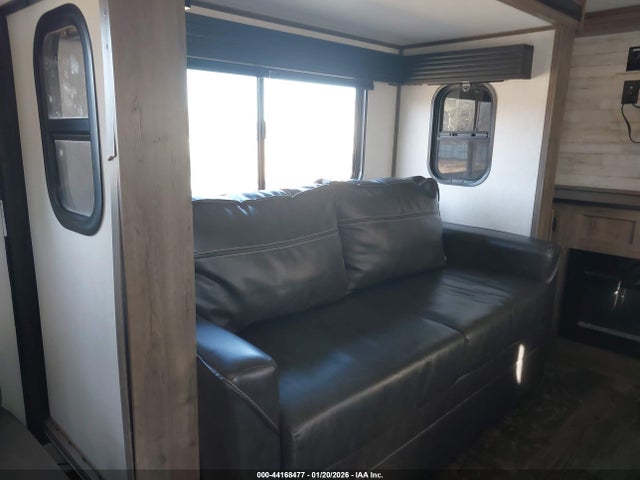 5ZT3SR2B4N6109753 Forest River Sabre